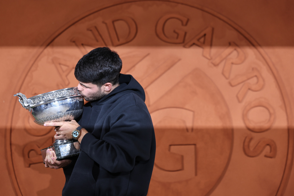 法国网球队血洗意大利网球队，阿尔卡拉斯送出助攻