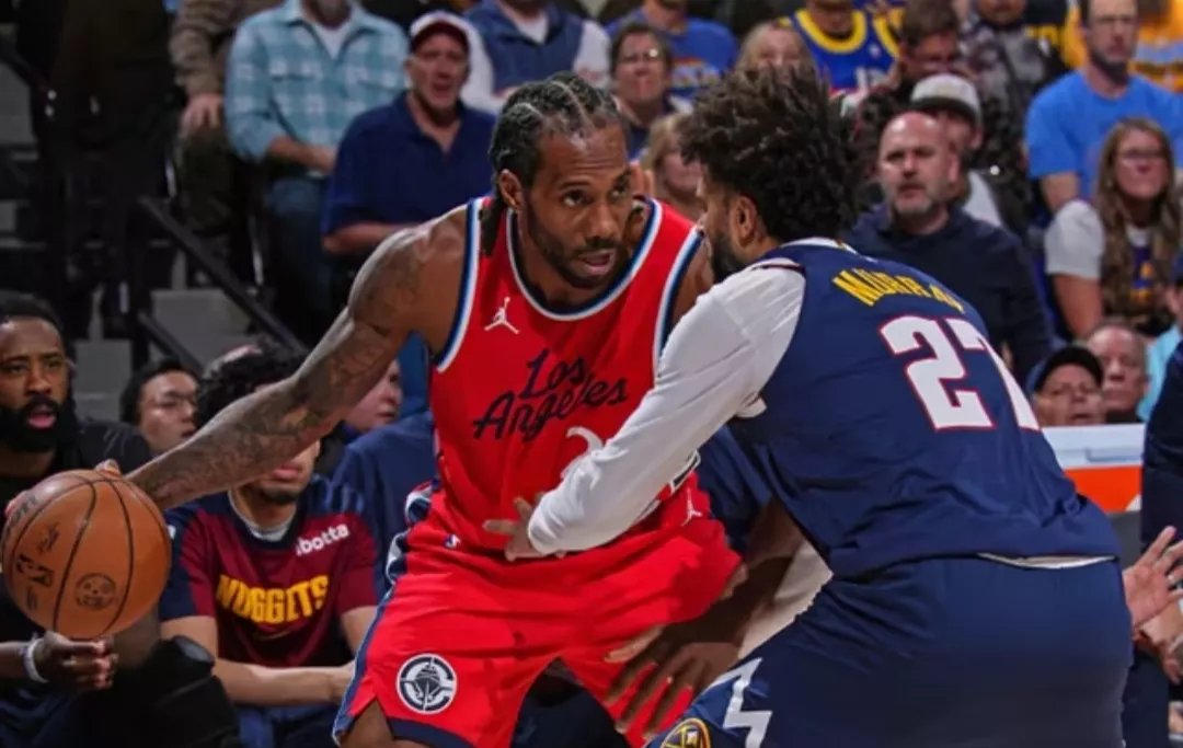 塞尔维亚男篮轻取掘金,贝弗利完成帽子戏法 塞尔维亚男篮轻取掘金,贝弗利完成帽子戏法