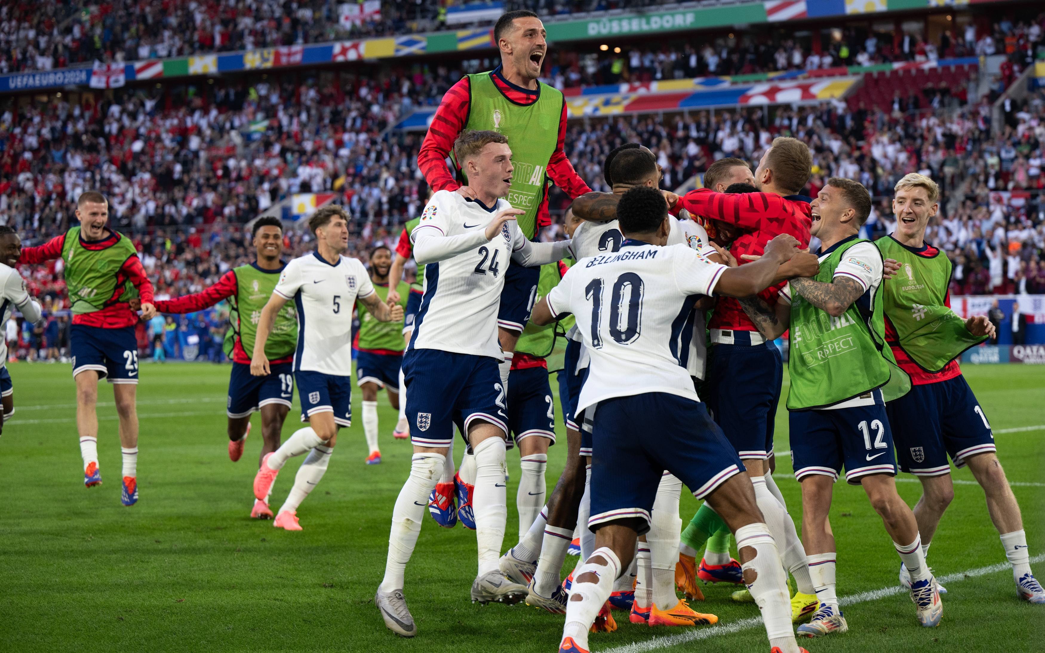 关于爱尔兰奋力晋级欧洲杯,捷克意外出局的信息 关于爱尔兰奋力晋级欧洲杯,捷克意外出局的信息