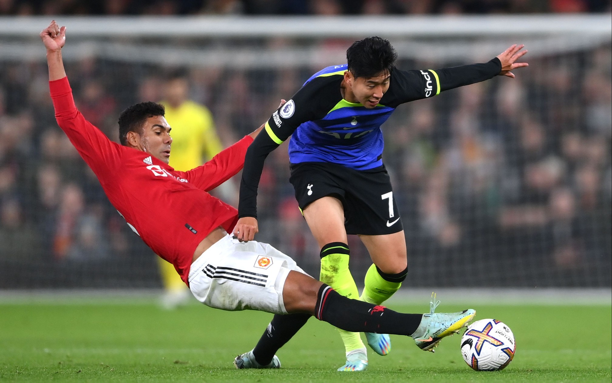 包含阿森纳血洗韩国，卡塞米罗打破历史纪录的词条